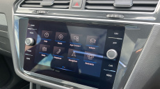 Volkswagen Tiguan 2.0 TDI 200 4Motion R-Line 5dr DSG Diesel Estate